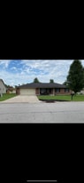 Building Photo - 2214 Morning Glory Dr