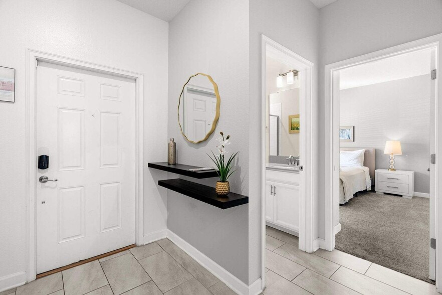 Building Photo - 8977 Stinger Dr