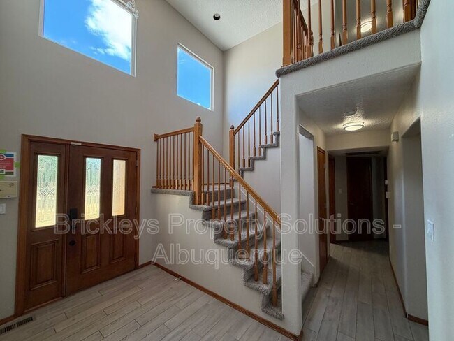 Building Photo - 10331 Dunbar St NW