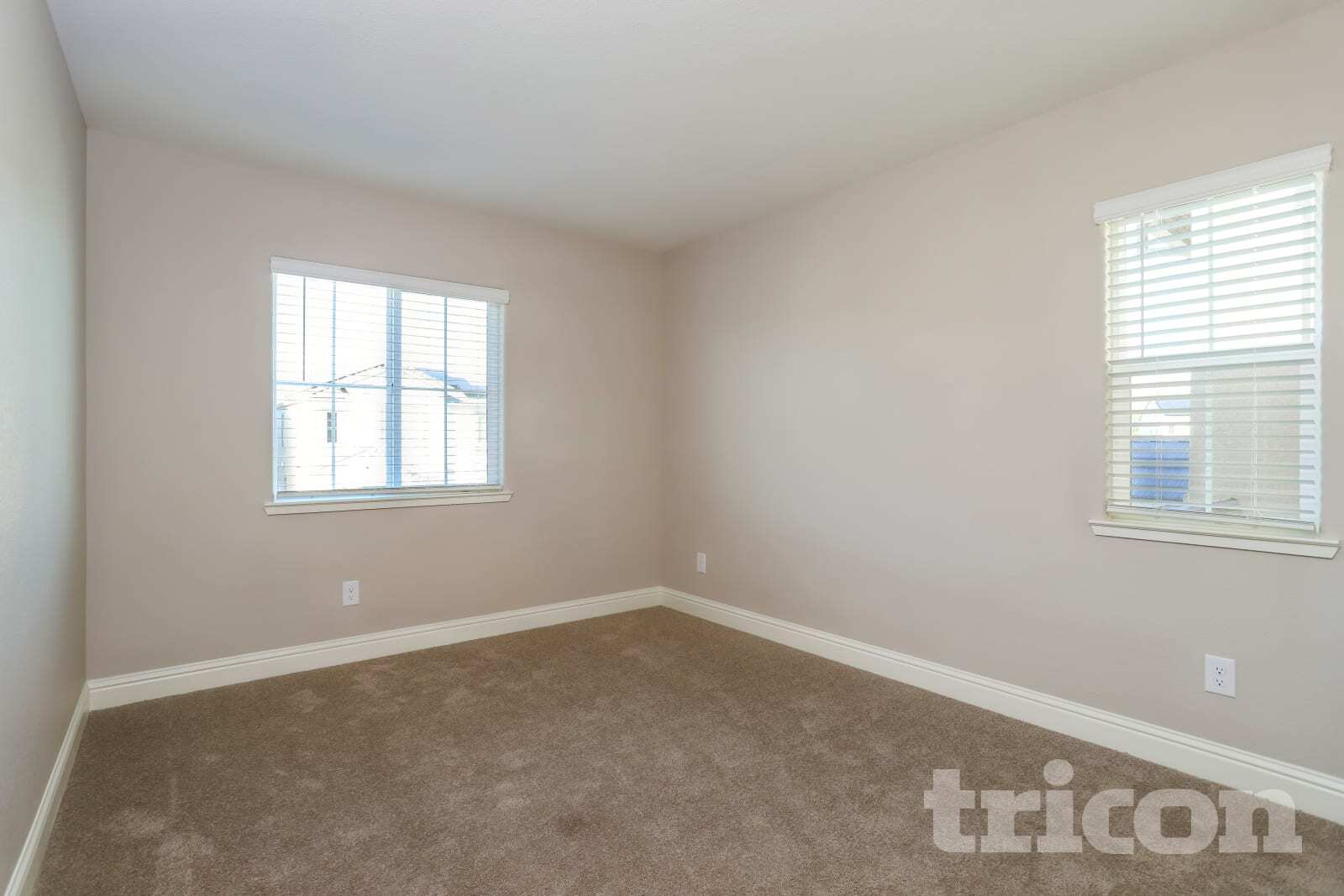 Building Photo - 2598 Gold Brk St