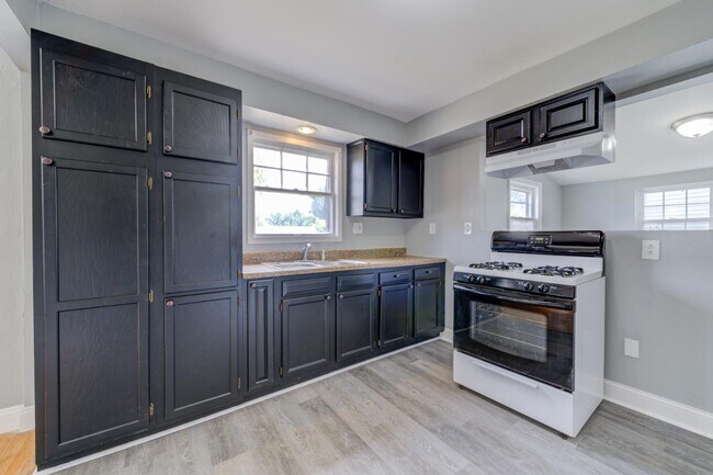 Building Photo - 5717 Beldon Dr