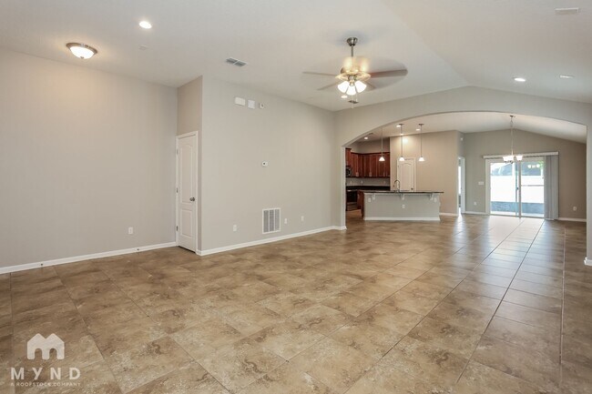 Building Photo - 3995 Emilio Ln
