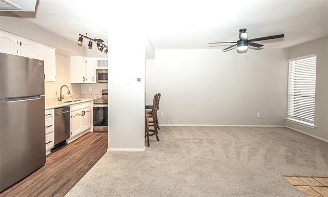 Building Photo - 3022 Forest Ln