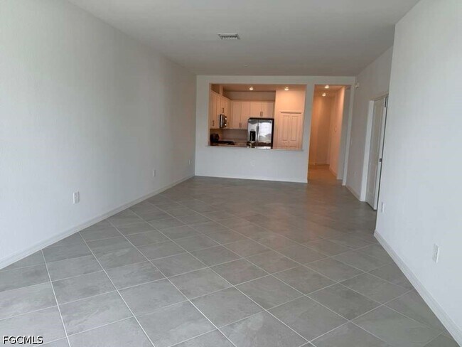 Building Photo - 14778 Martingale Pl