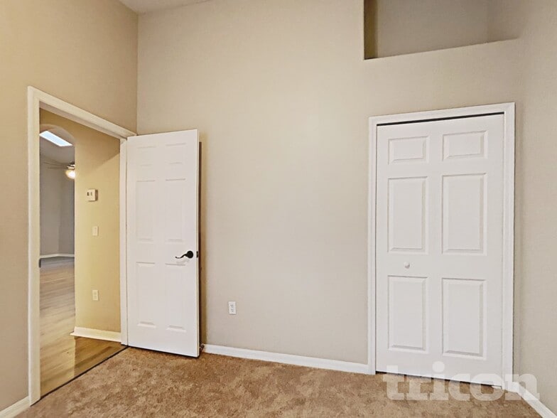 Building Photo - 3027 Wild Pepper Ave