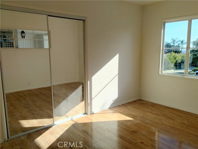 Building Photo - 374 Grand