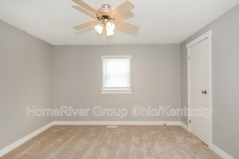 Building Photo - 2238 Cosmos Dr