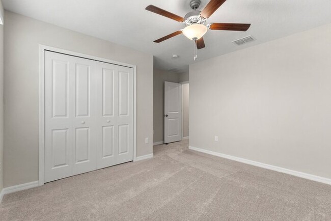Building Photo - LIKE NEW Home For Rent in Creek Preserve!