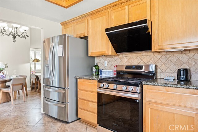 Building Photo - 6933 Stanislaus Pl