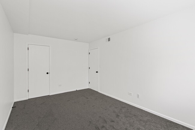 Building Photo - 4252 Central Rd