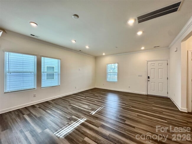 Building Photo - 410 Cranford Dr