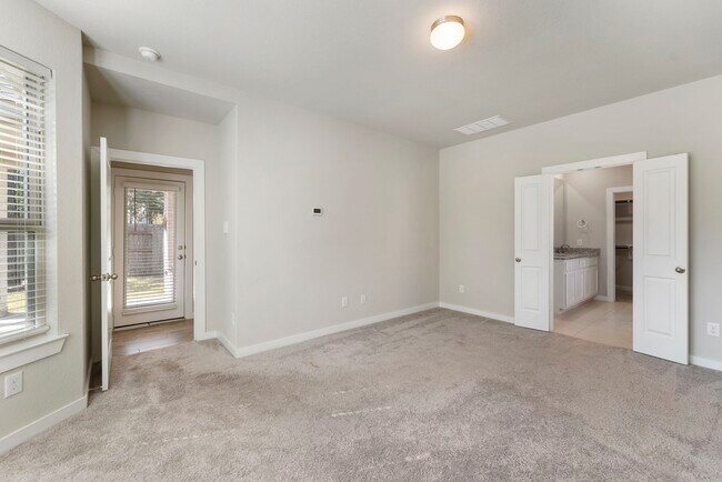 Building Photo - 254 Aster View Ct