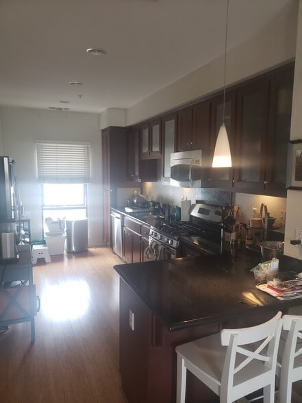 Building Photo - 1207 Wood St