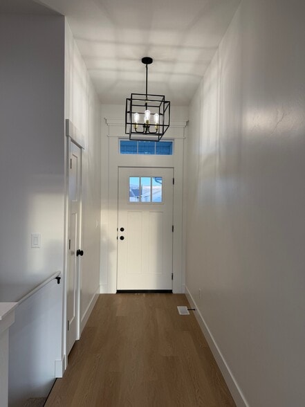 Building Photo - 6274 Hugo Dr