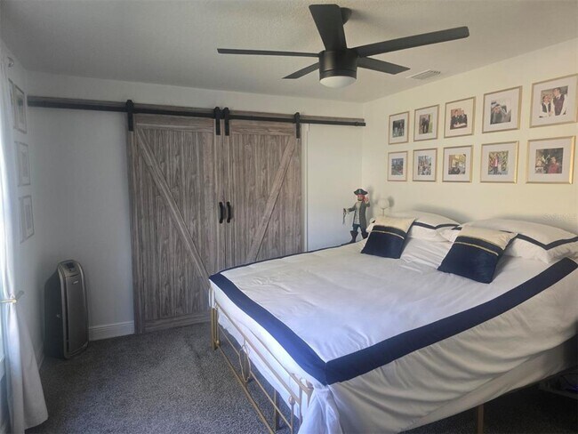 Building Photo - 13091 Old Crystal River Rd