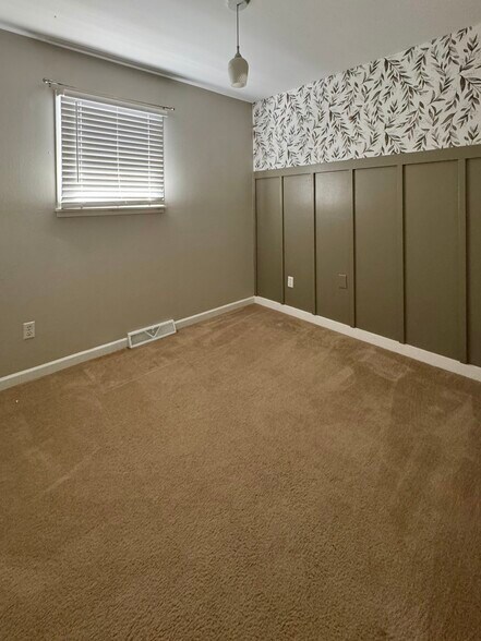 3rd Bedroom - 1400 Madison Ave