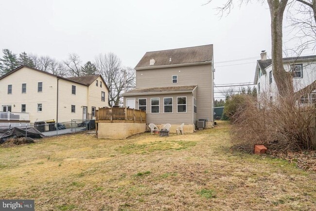 Building Photo - 994 Upper Gulph Rd