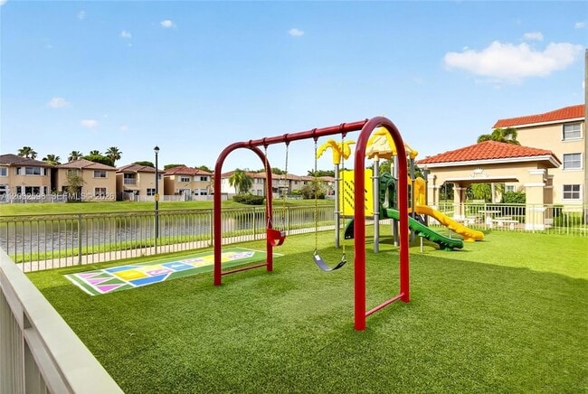 Building Photo - 6670 NW 114th Ave