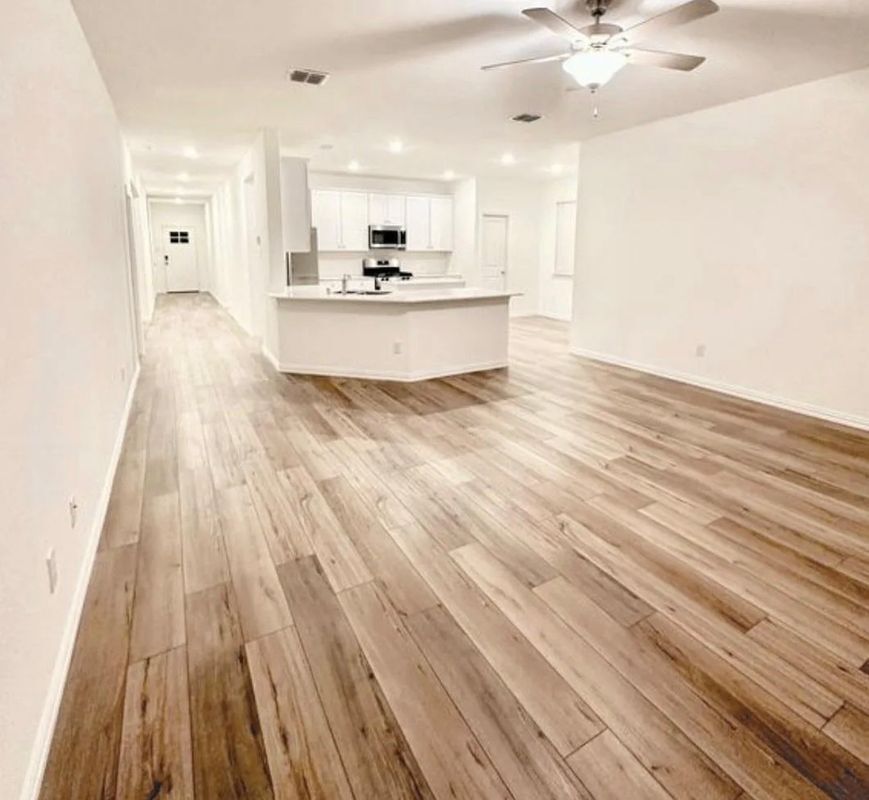 Building Photo - 1000 Chip St