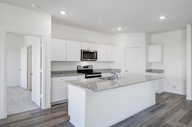 Building Photo - 5002 Highland Spgs Dr