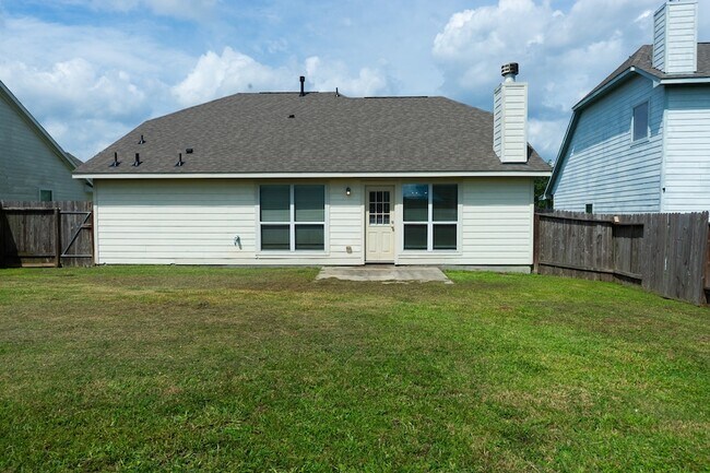 Building Photo - 1052 Windy Grove Ln