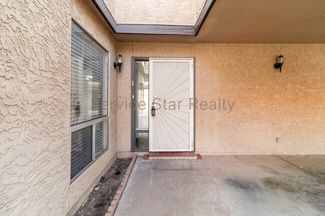 Building Photo - 3033 N 37th St