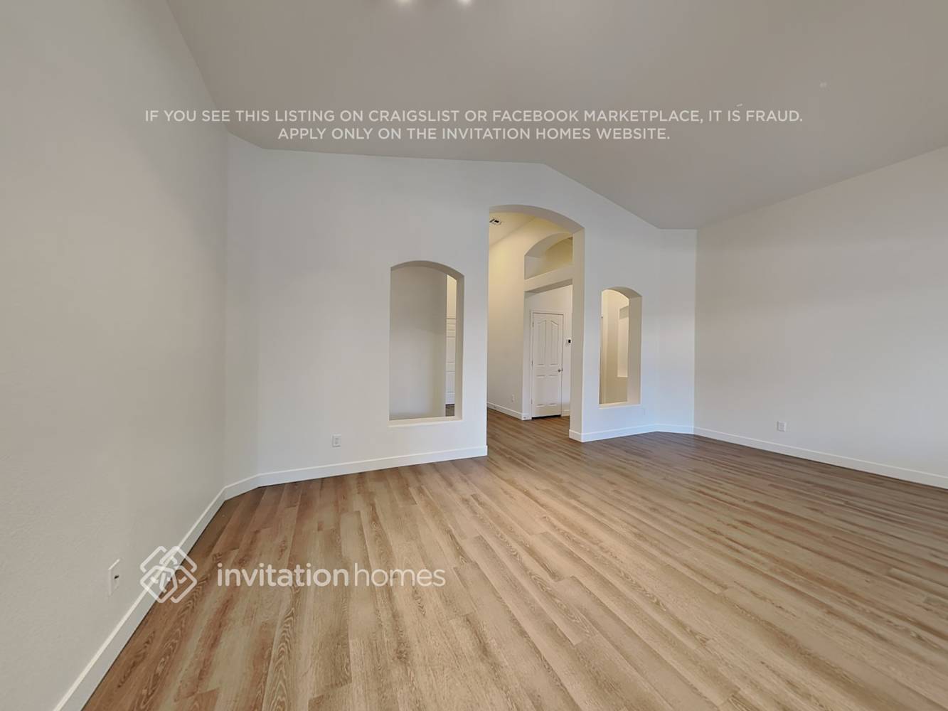 Building Photo - 9157 W Salter Dr