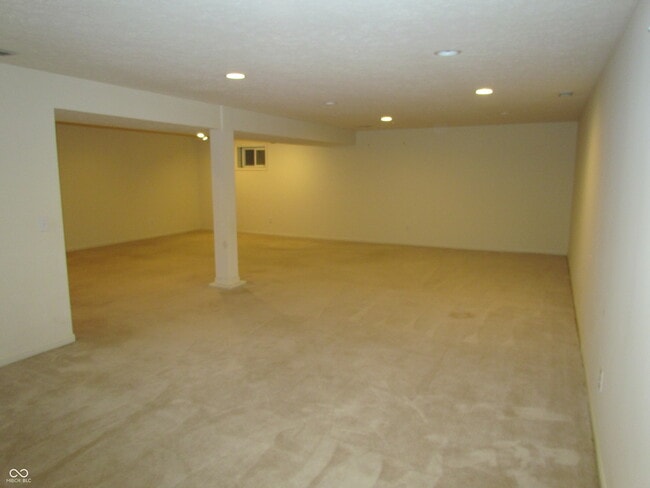 Building Photo - 12468 Brookline St