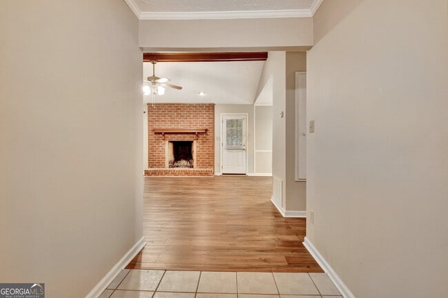 Building Photo - 135 Windham Way
