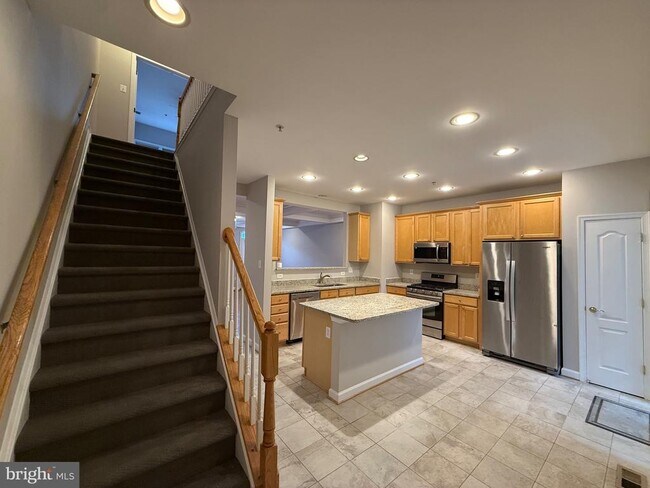 Building Photo - 1127 Gaither Rd