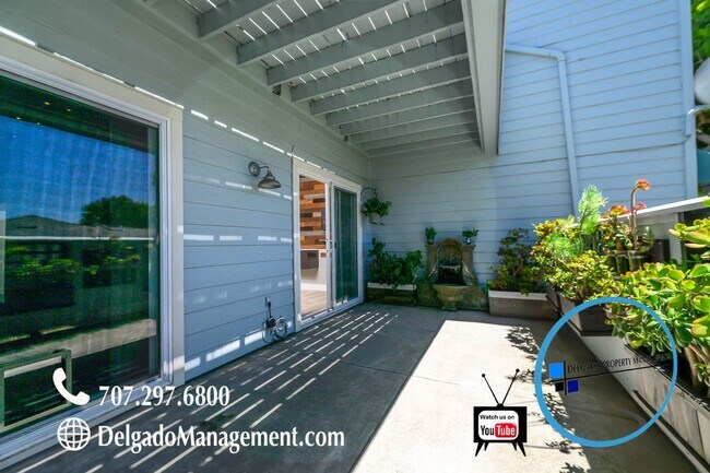 Building Photo - Glen Cove! Large renovated one bedroom one bath