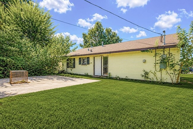 Building Photo - 7217 Parker Rd
