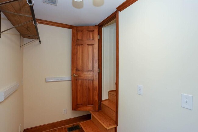 Building Photo - 3602 Jones Mill Rd