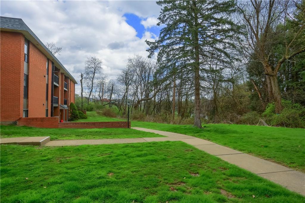 Building Photo - 1200 College Park Dr