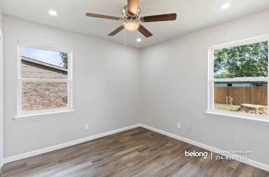Building Photo - 819 Wateka Way