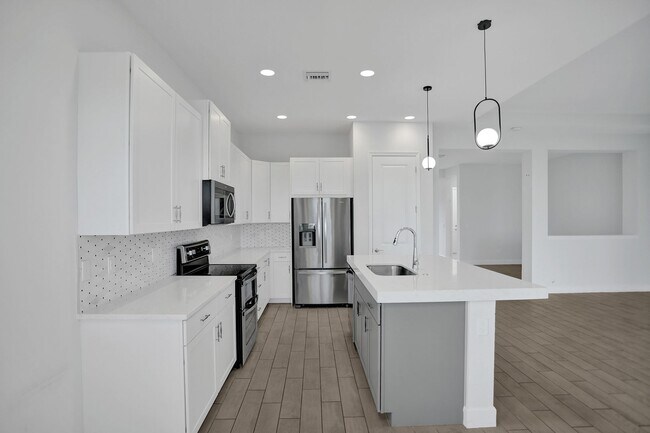 Building Photo - New House for Rent