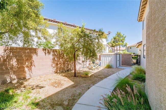 Building Photo - 2384 Denair Way