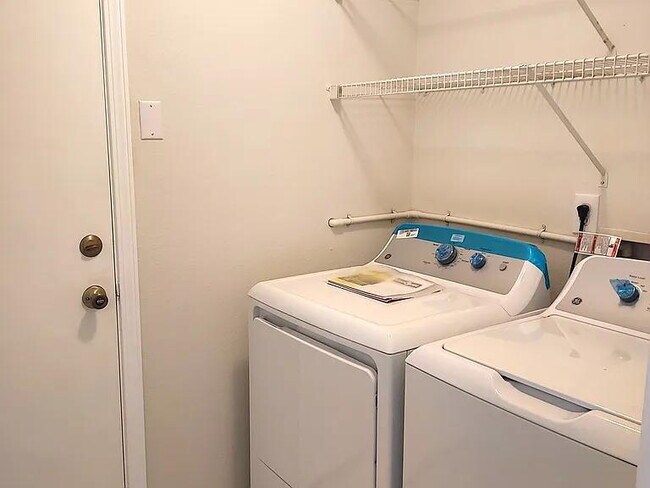 Building Photo - The 3-Bd , 2-Bth home is freshly renovated with new paint, new blinds and has newer appliances, w...