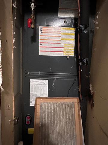 Building Photo - 615 S Throckmorton St