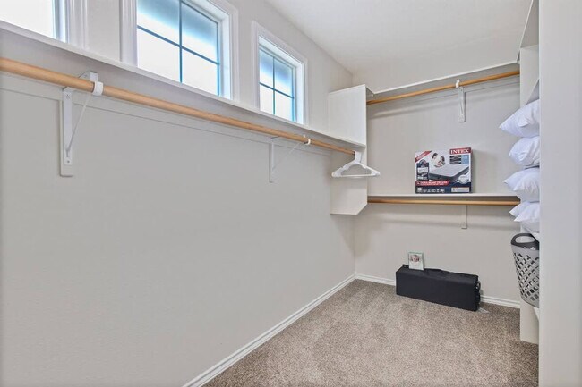 Building Photo - 2933 W Tubac Dr