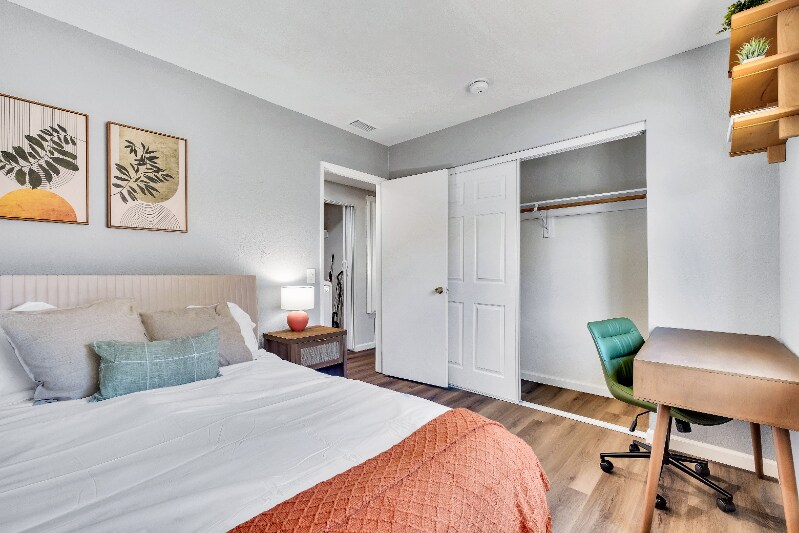 Building Photo - 2361 Gonzaga Ln