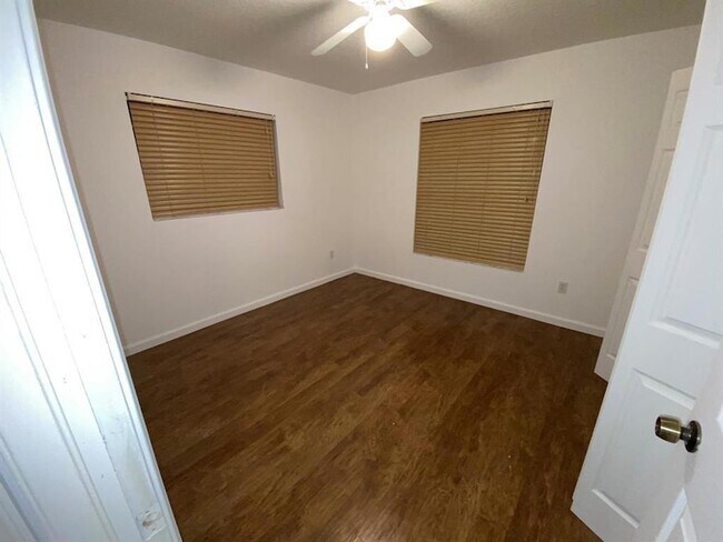 Building Photo - 4119 Ponza Pl