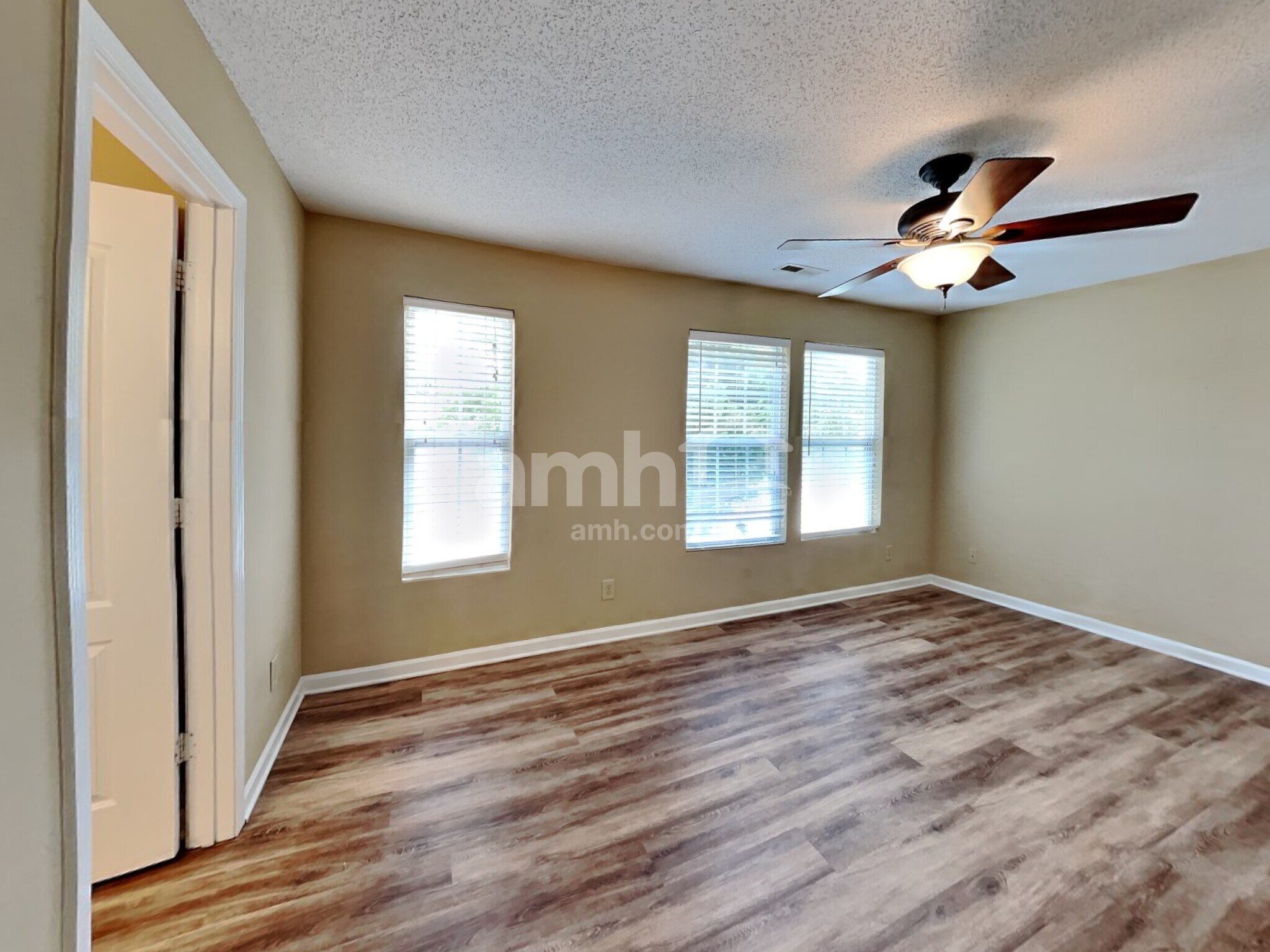 Building Photo - 1456 Prairie Valley Dr