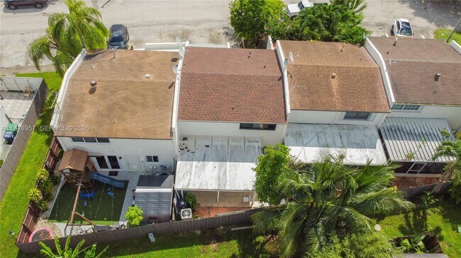 Building Photo - 6604 SW 113th Ave