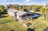 Building Photo - 208 S Canal St