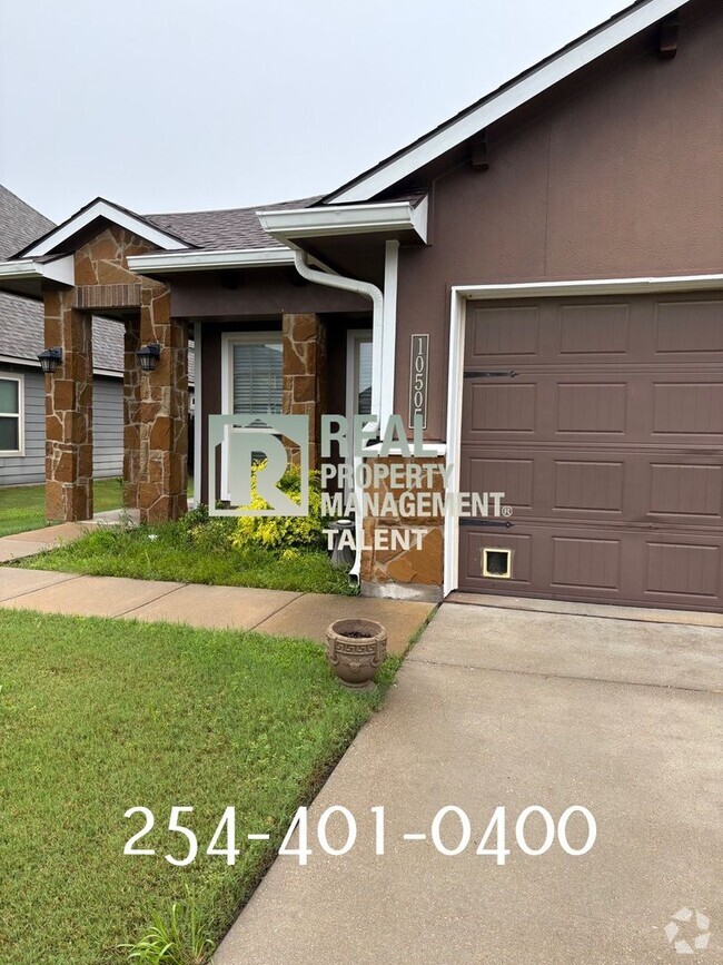 Building Photo - Coming Very Soon!! 3-Bedroom, 2-bathroom h...