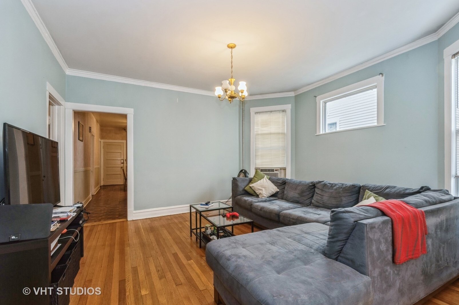 Building Photo - 1340 W Rosedale Ave