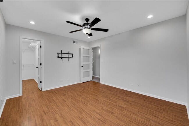 Building Photo - 3142 Portland Ct