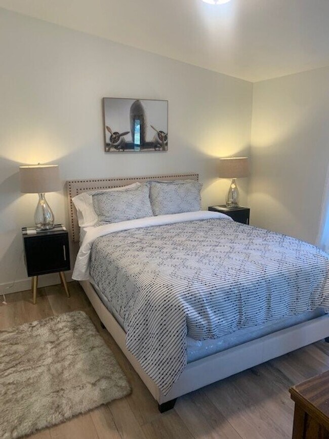 Building Photo - 16378 Arnold Ave