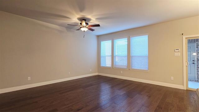 Building Photo - 309 Tottenham Ct